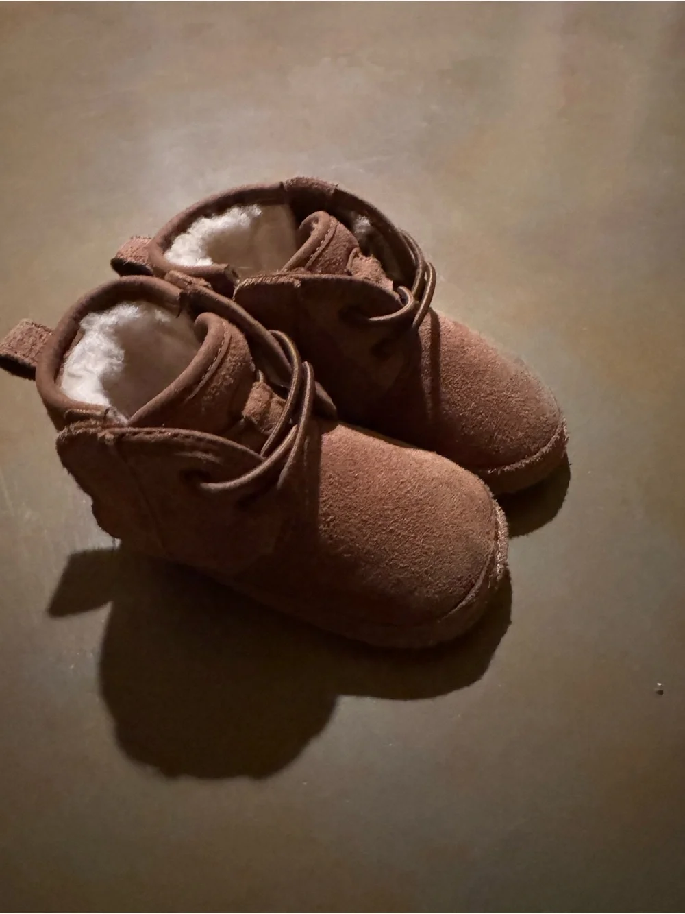 Ugg baby Tan Suede Lace-Up Booties - Cozy Fleece Lining 6-12 months